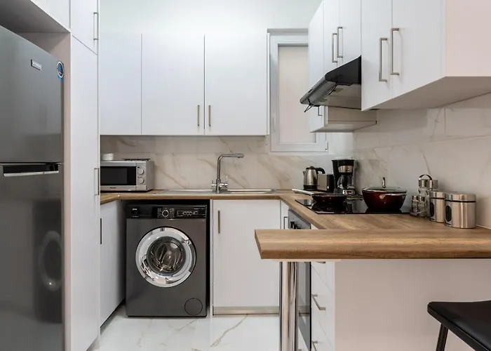 Apartament Vibe - 1 Bedroom W Balcony In Larnaca